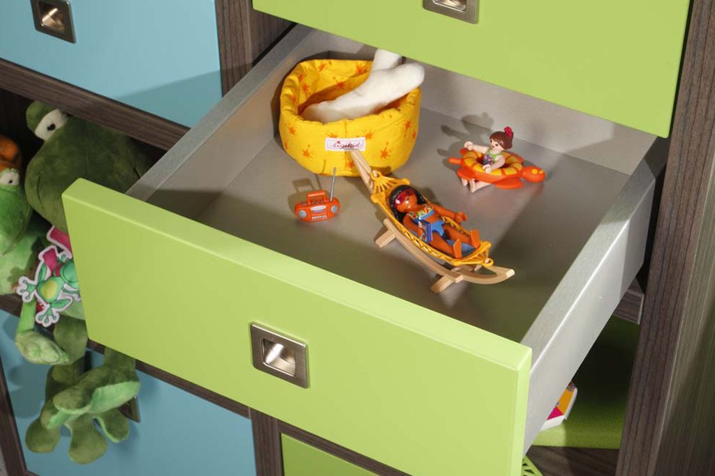 kinder_slide__0001_Kinder07_04